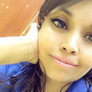 Meet your Posher, Marisela